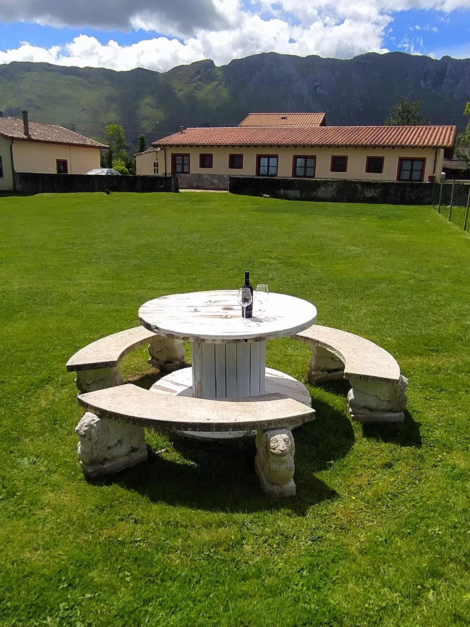 Apartamentos La Tarazana 4 La Pereda de Llanes Eksteriør billede